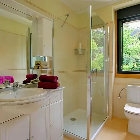 Sleeps 12 Pool Wifi
