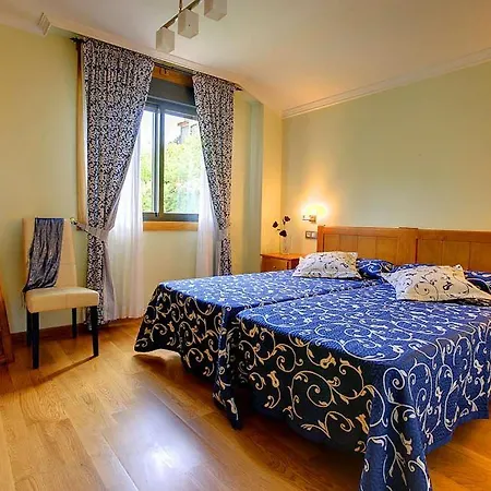 Sleeps 12 Pool Wifi Vila Aldán