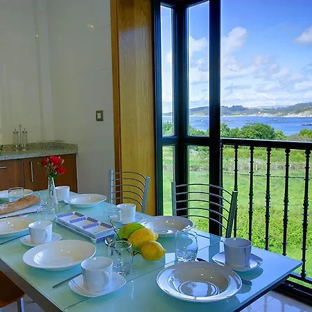 Sleeps 12 Pool Wifi Vila