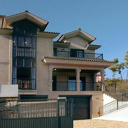Sleeps 12 Pool Wifi